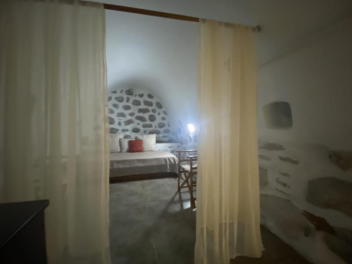 The Two Carob Trees, Traditional Stonehouse, Nikandri, Pirgos Diros Apartment Lefkias Ngoại thất bức ảnh